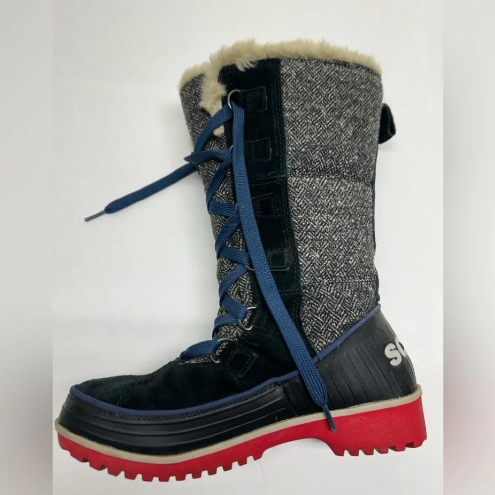 Sorel Women's Navy Blue and Red Winter Lace-Up Boots with Faux Fur Trim